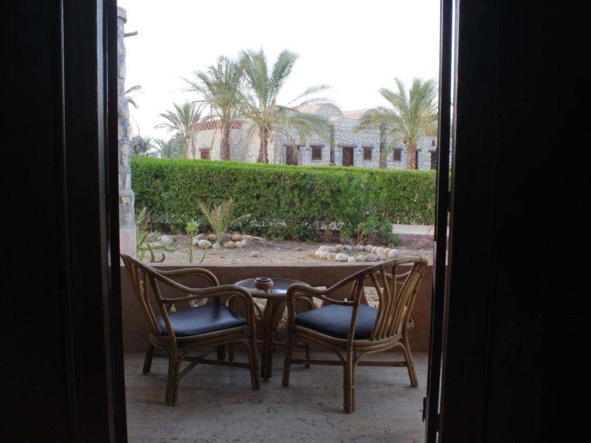 Aliyah Eco-Lodge Bawiti Bagian luar foto